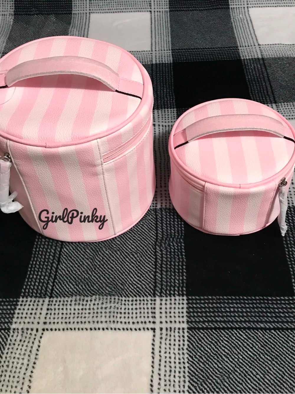 VICTORIA’S SECRET 2 PIECE VANITY MAKEUP/STORAGE CASES IN HERITAGE STRIPES - Picture 4 of 16